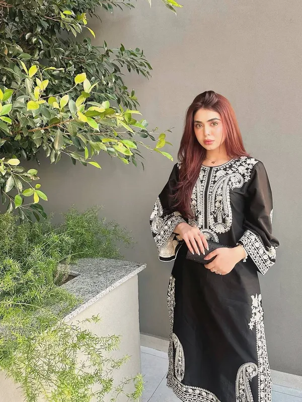 Black_Organza_Silk_Embroidered_Straight_Kurta_Palazzo_Dupatta_Set_For_Women