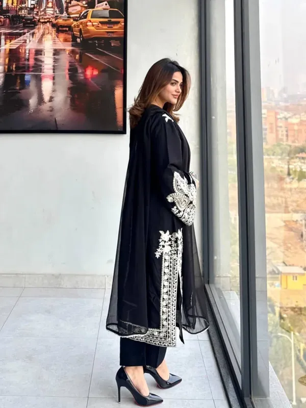Black_Organza_Silk_Embroidered_Straight_Kurta_Palazzo_Dupatta_Set_For_Women