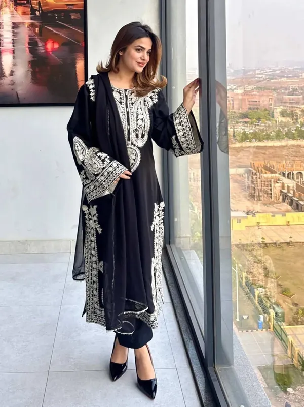 Black_Organza_Silk_Embroidered_Straight_Kurta_Palazzo_Dupatta_Set_For_Women