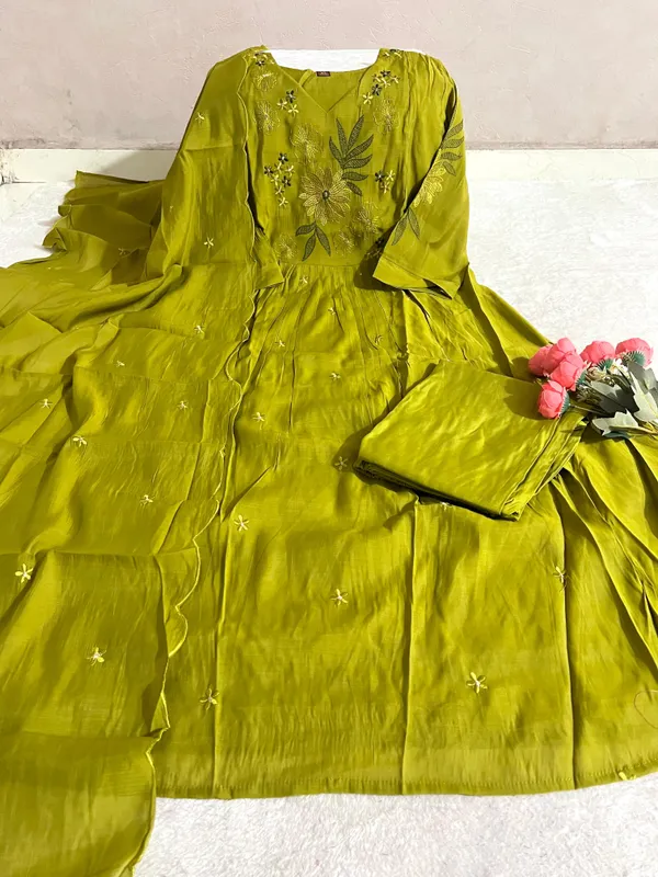 Olive_Mul_Chanderi_Embroidered_Anarkali_Kurta_Pant_Dupatta_Set_For_Women