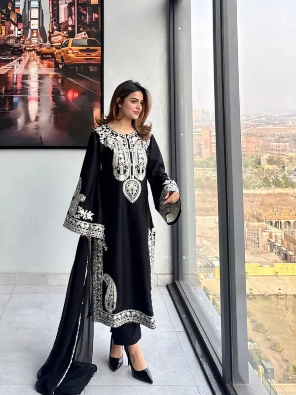Black_Organza_Silk_Embroidered_Straight_Kurta_Palazzo_Dupatta_Set_For_Women