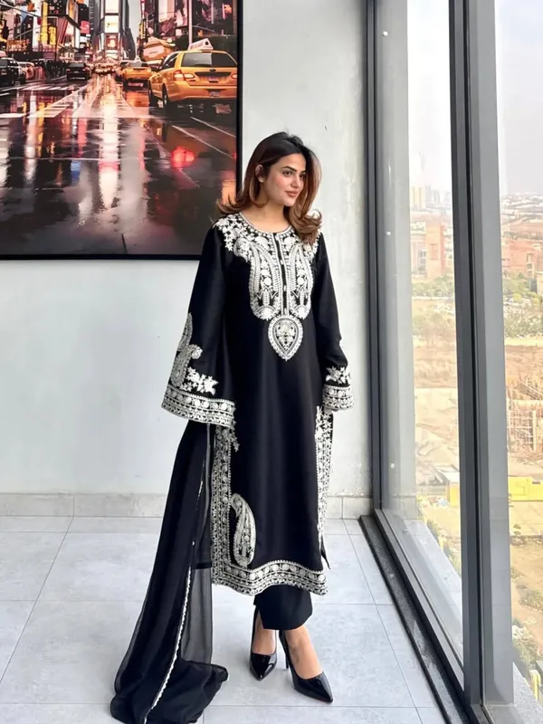 Black_Organza_Silk_Embroidered_Straight_Kurta_Palazzo_Dupatta_Set_For_Women