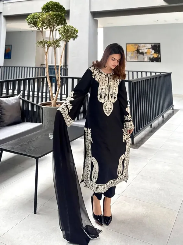 Black_Organza_Silk_Embroidered_Straight_Kurta_Palazzo_Dupatta_Set_For_Women