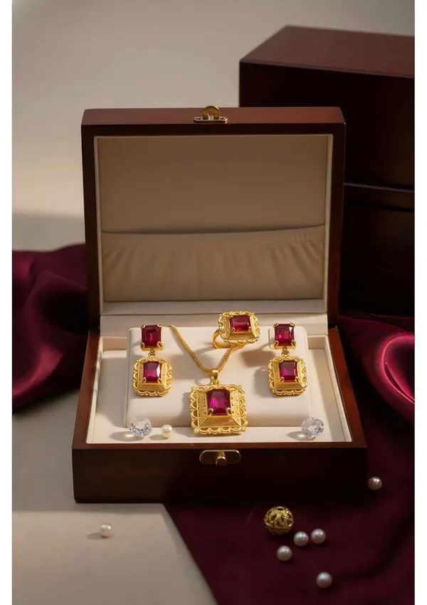 Ruby_Pink_And_Gold_Plated_Alloy_Pendant_Necklace_Set_For_Women