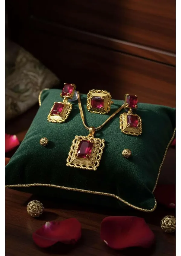 Ruby_Pink_And_Gold_Plated_Alloy_Pendant_Necklace_Set_For_Women