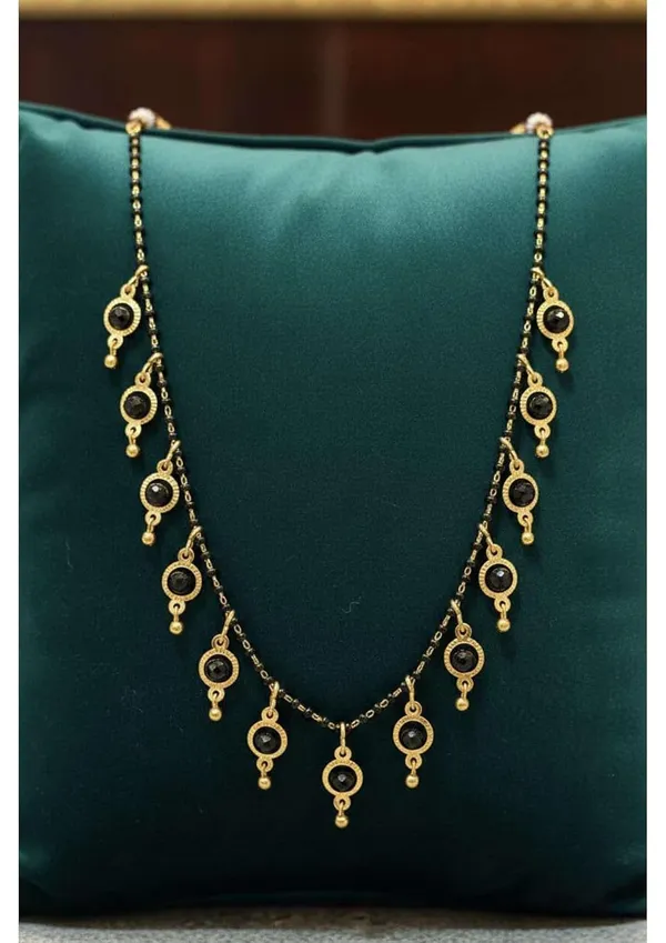 Black_And_Gold_Plated_Alloy_Mangalsutra_Necklace_For_Women