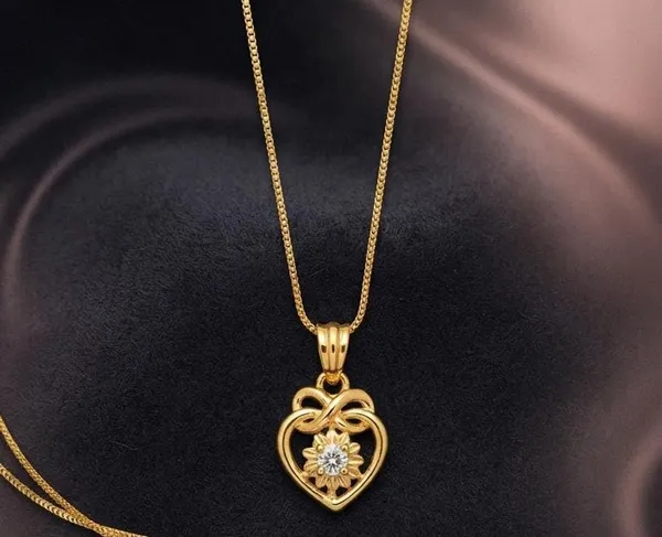 Gold_Plated_Alloy_Pendant_Necklace_For_Women