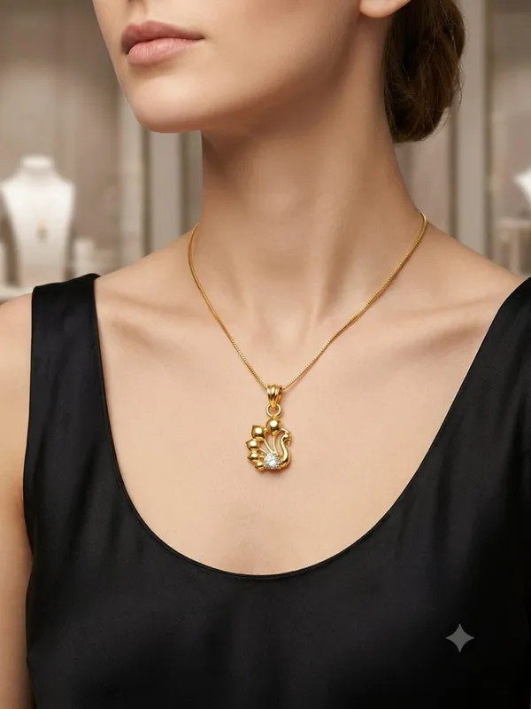 Gold_Plated_Alloy_Pendant_Necklace_For_Women