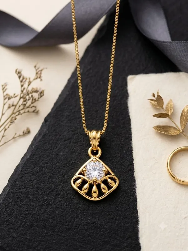 Gold_Plated_Alloy_Pendant_Necklace_For_Women