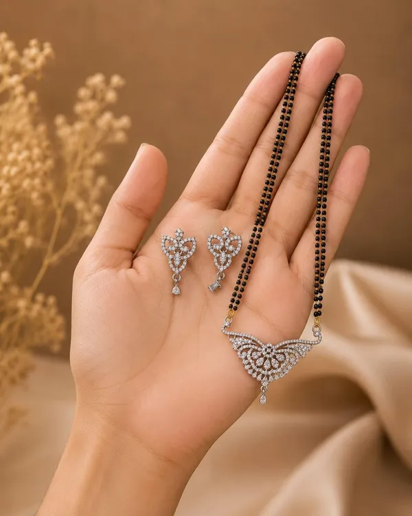 Black_And_Gold_Plated_Alloy_Mangalsutra_Set_For_Women