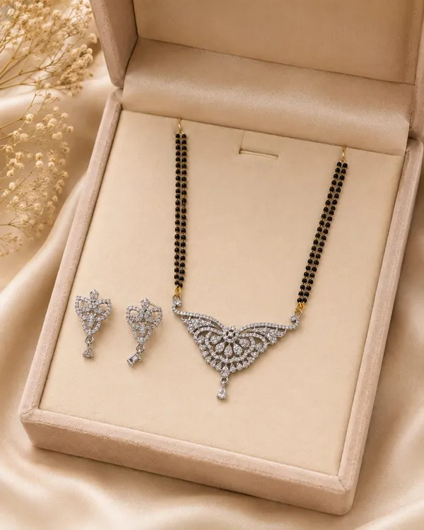 Black_And_Gold_Plated_Alloy_Mangalsutra_Set_For_Women