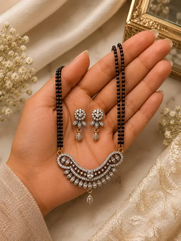 Black_And_Gold_Brass_Mangalsutra_Set_For_Women