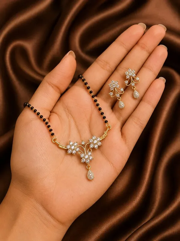 Black_And_Gold_Plated_Alloy_Mangalsutra_Set_For_Women