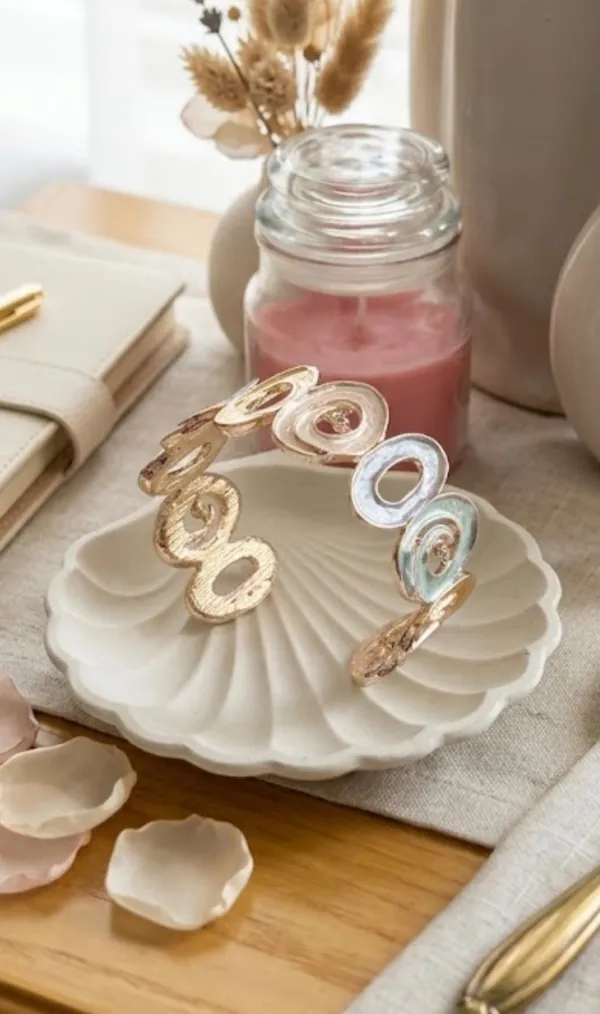 Pastel_Whirlpool_Cuff.