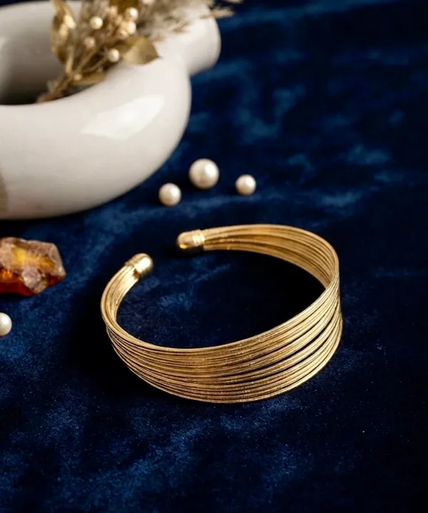 Gilded_Ribbon_Cuff