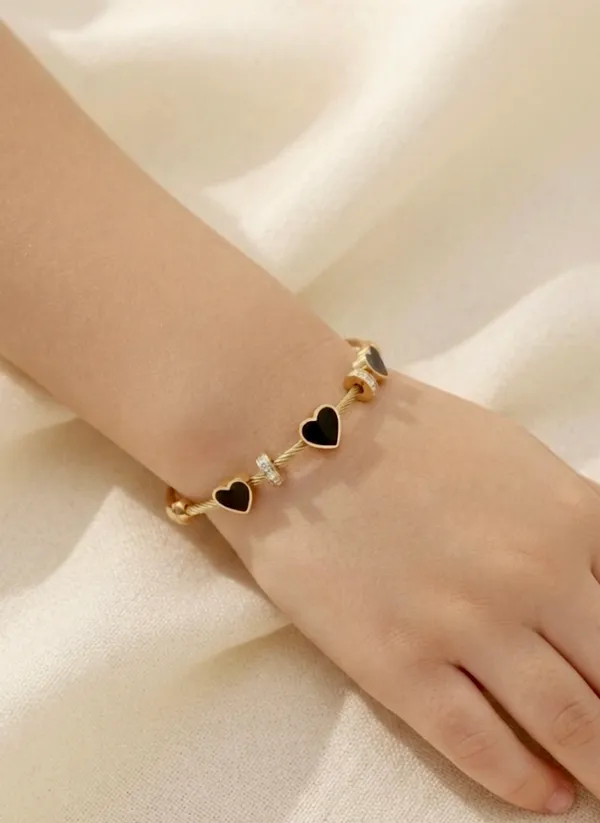 Gold_Stainless_Steel_Heart_Bracelet_For_Women