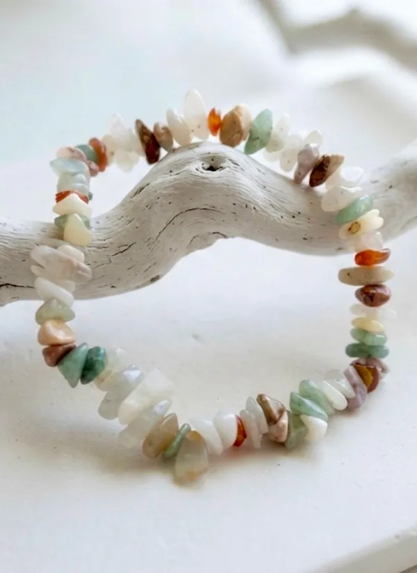 Earthy_Oasis_Pebble_Bracelet.