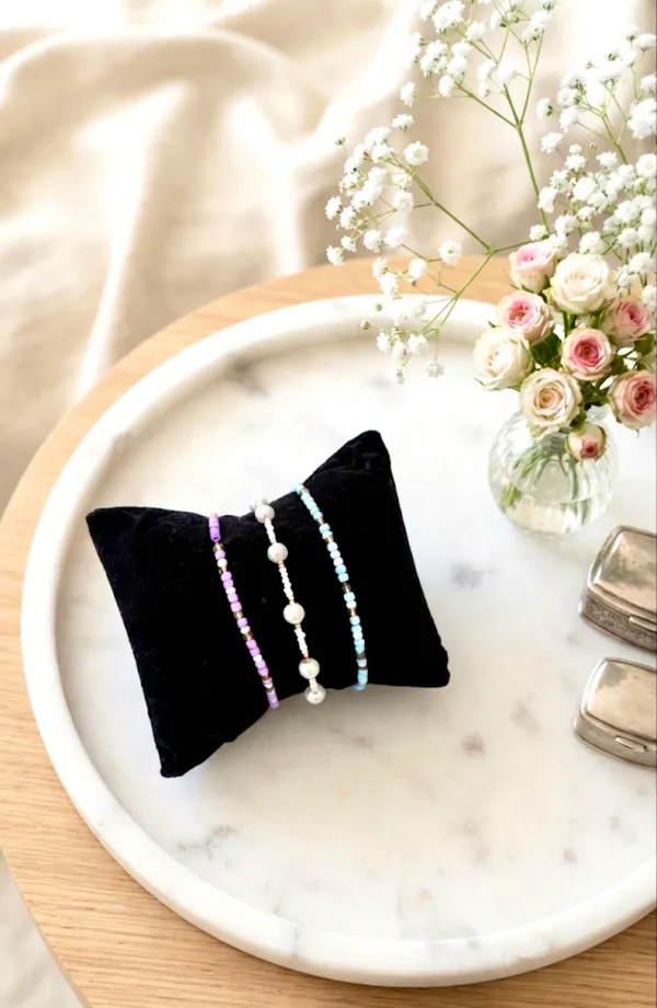 Black_Stone_Heishi_Layering_Bracelet_For_Women_Pack_Of_3