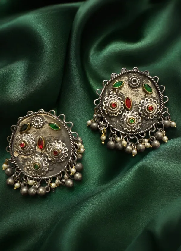 Oxidised_Silver_Kashmiri-Style_Multi-Stone_Stud
