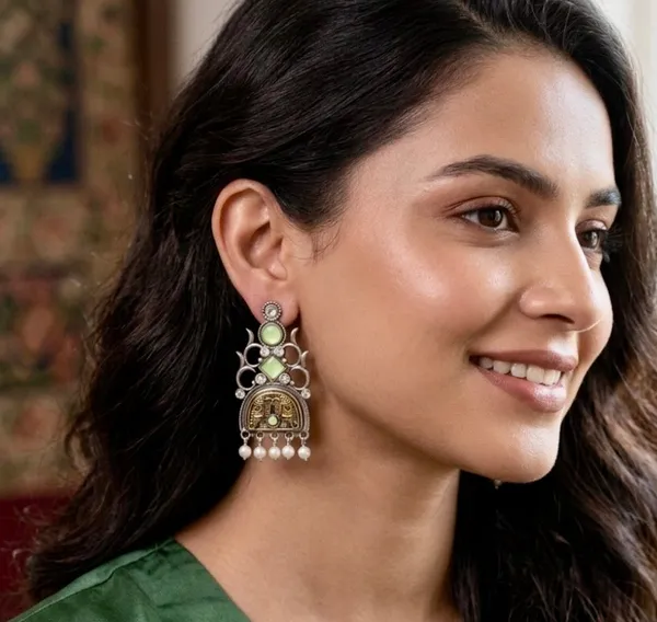 The_Mint_Avantika_Dangles