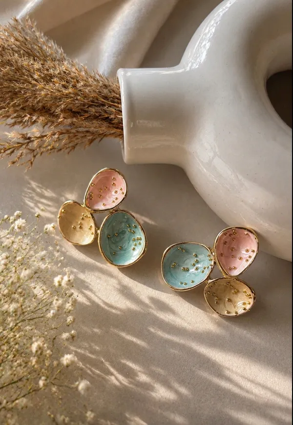 Pebble_Studs