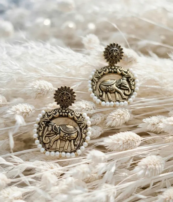 Gajraj_Pearl_Halo_Statement_Dangler_Earrings