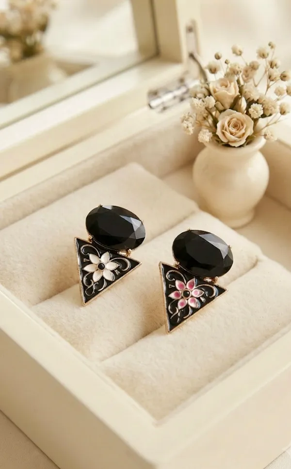 Geometric_Triangle_Enamel_Drop_Earrings