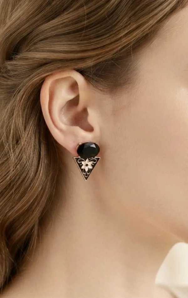 Geometric_Triangle_Enamel_Drop_Earrings