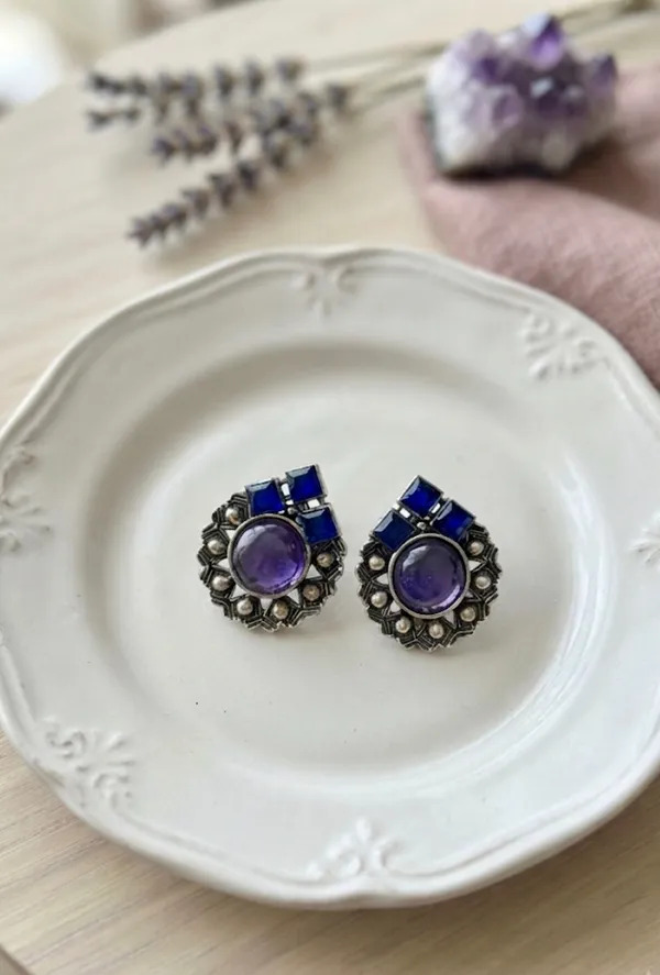 Vintage_Oxidized_Silver_Blue_Stone_Stud_Earrings