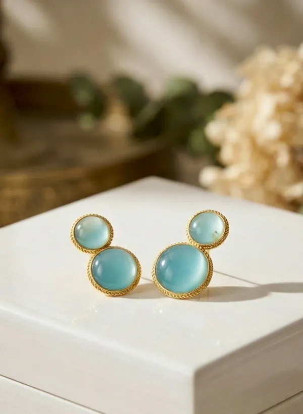 Blue_Cat's_Eye_Dual_Stud