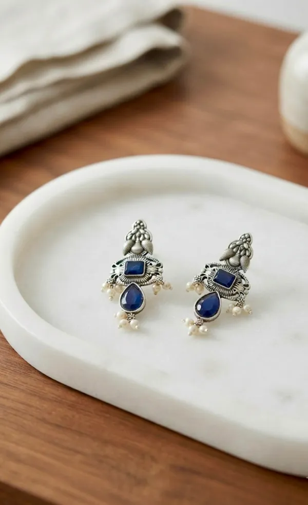 Oxidised_Silver_Blue_Stone_Pearl_Drop