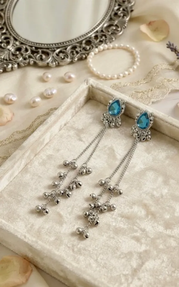 Naomi_Oxidised_Silver_Kashmiri_Earrings