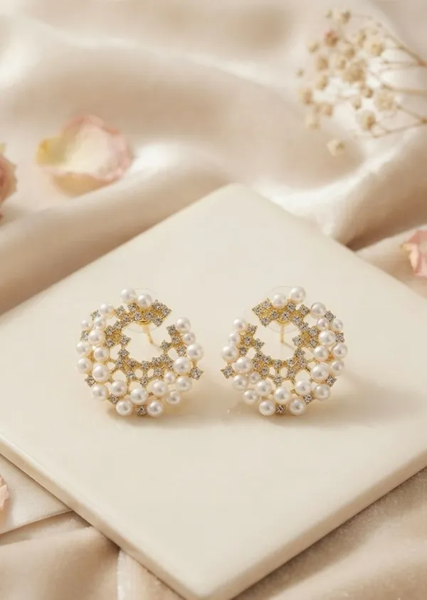 Stone-Studded_Pearl_Circular_Studs_Earrings.