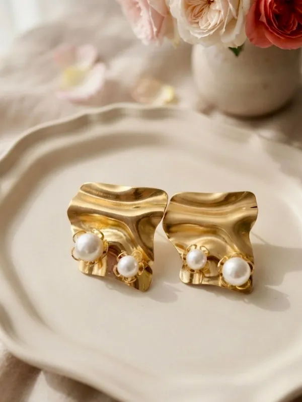 Gold_Alloy_Premium_Molten_Pearl_Stud_Earrings