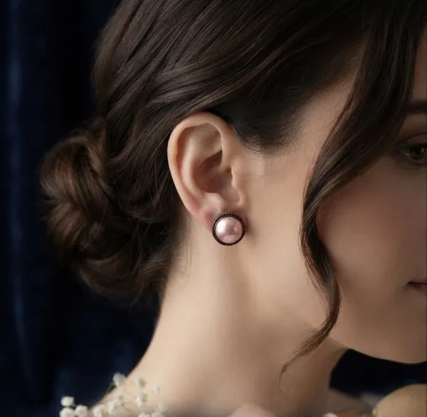 Vintage_Pink_Pearl_Stud_Earrings