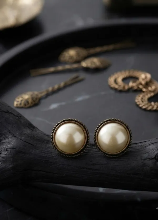 Vintage_Pink_Pearl_Stud_Earrings