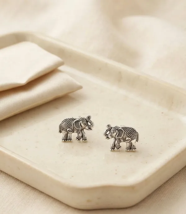 Gajraj_Textured_Studs