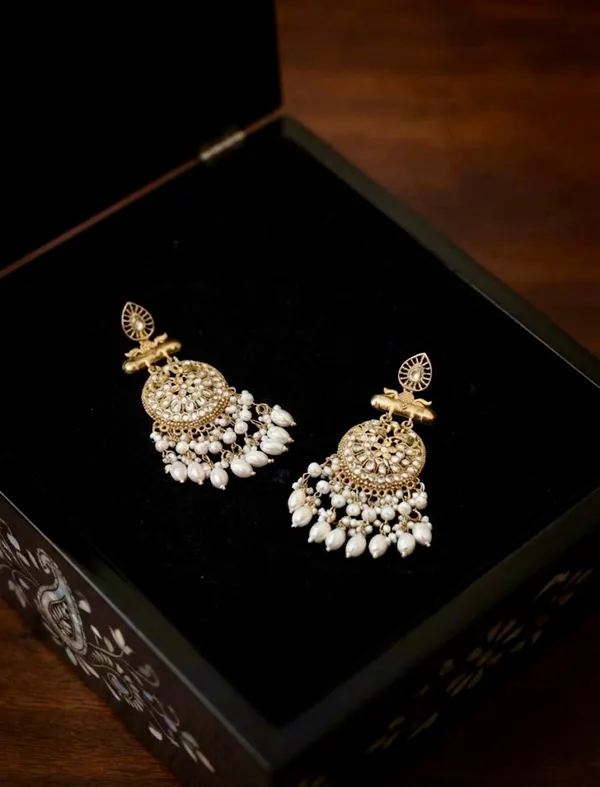 "_Maharani_"_Floral_Kundan_Chandbalis