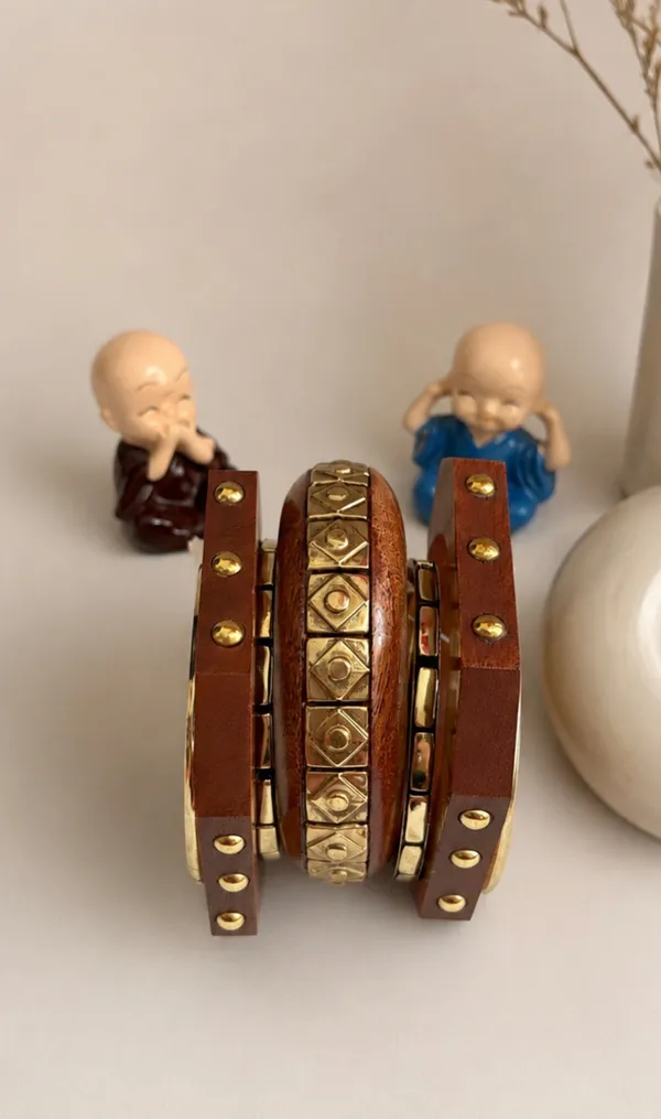 Brown_Wood_Brass_Stack_Bracelet_For_Women