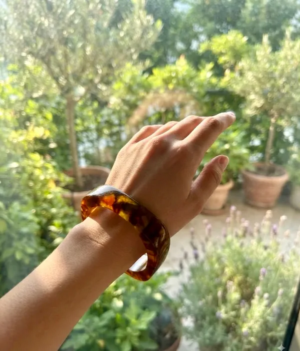Resin_Square_Kada