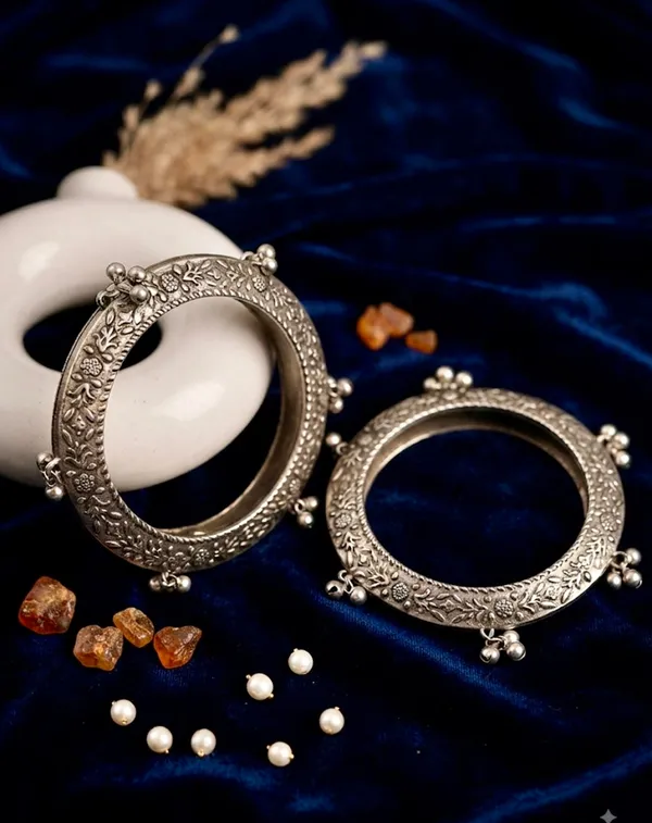 Vrinda_Ghungroo_Oxidised_kada