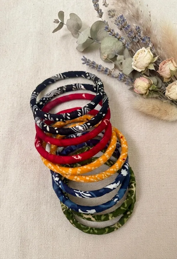 Multicolor_Cotton_Bandhani_Bangle_Bracelet_For_Women
