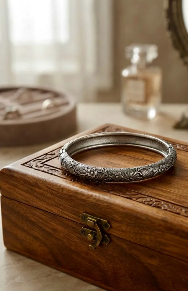 Silver_Alloy_Oxidized_Floral_Openable_Kada_For_Women_Pack_Of_2