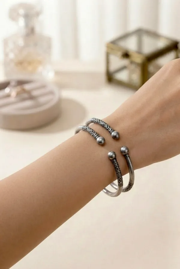 Oxidized_Silver__Set_Of_2_Kada