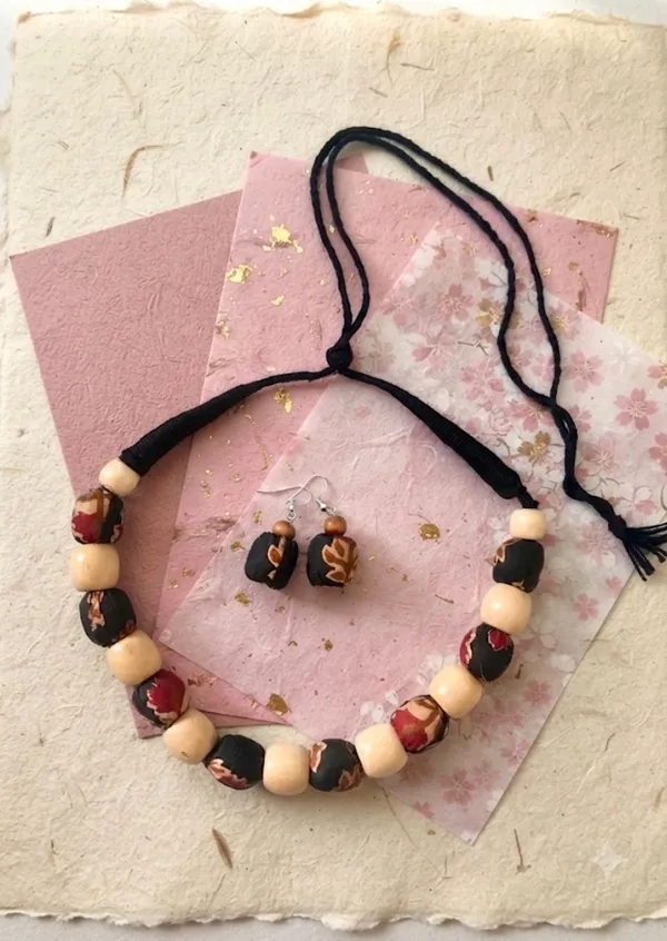 Blossom_Necklace