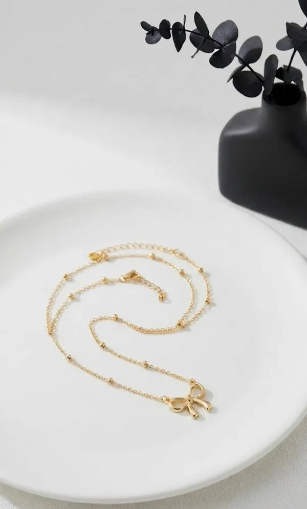 Dainty_Gold_Ribbon_Bow_Chain