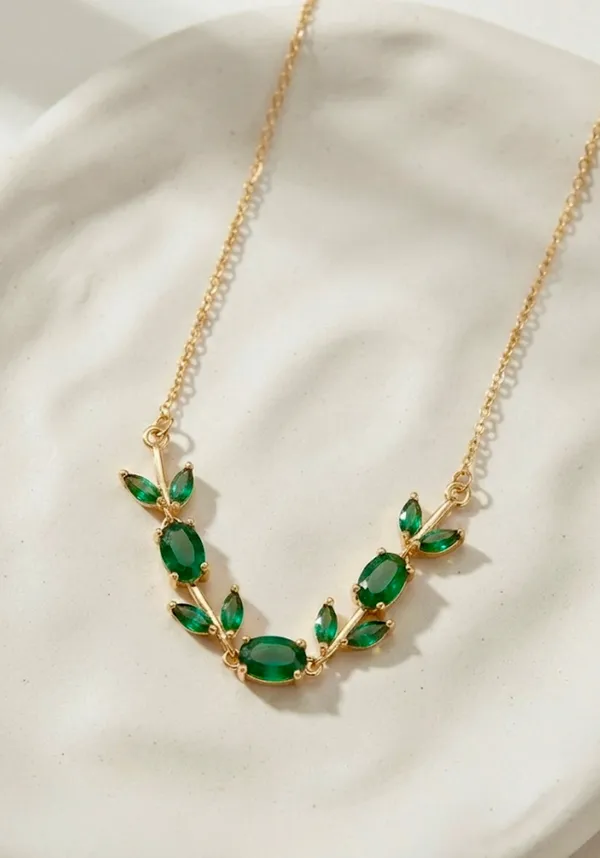 Gold_Green_Stainless_Steel_Tulip_Vine_Pendant_Necklace_For_Women