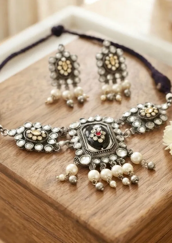 Oxidised_Silver_Kundan_and_Pearl_Choker_Necklace_Set_with_Matching_Studs