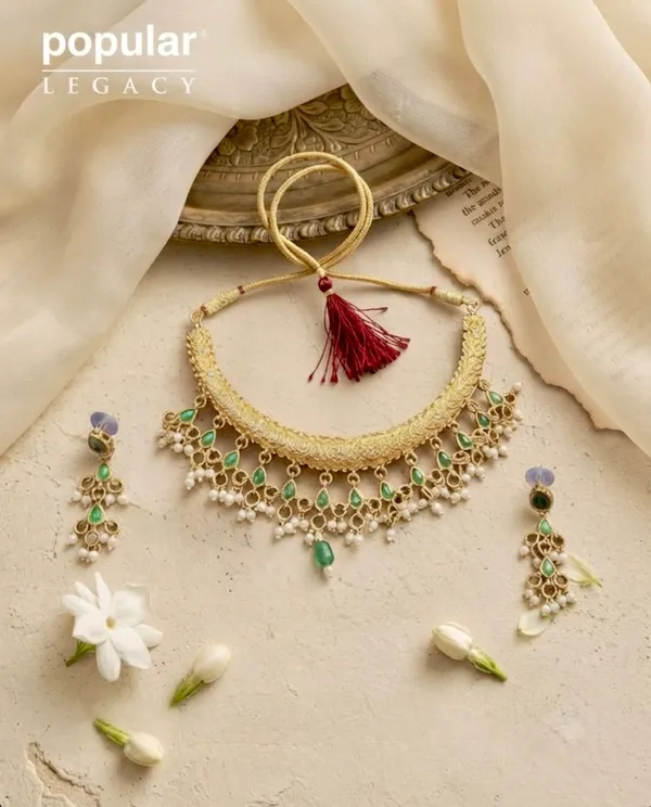 Gold_Green_Brass_Emerald_Kundan_Choker_Necklace_For_Women