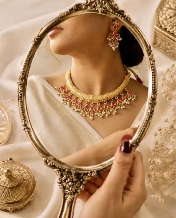 Gold_Red_Brass_Ruby_Kundan_Choker_Necklace_For_Women